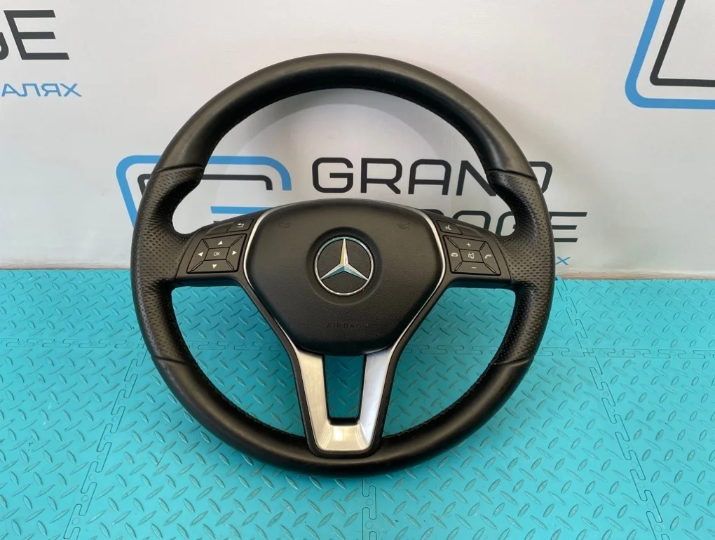 Руль Mercedes-Benz E-Class 2012 A2184600318 W212 276.952 3.5