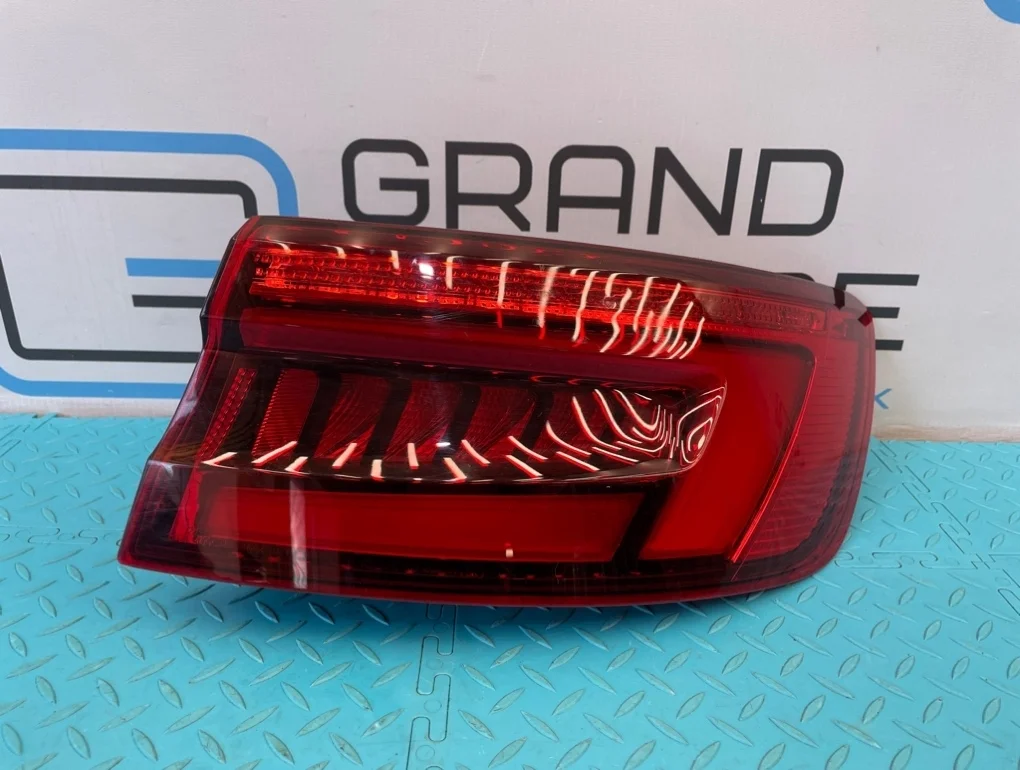 Фонарь Audi A4 2016 8W5945092C B9 CVKB 2.0, правый