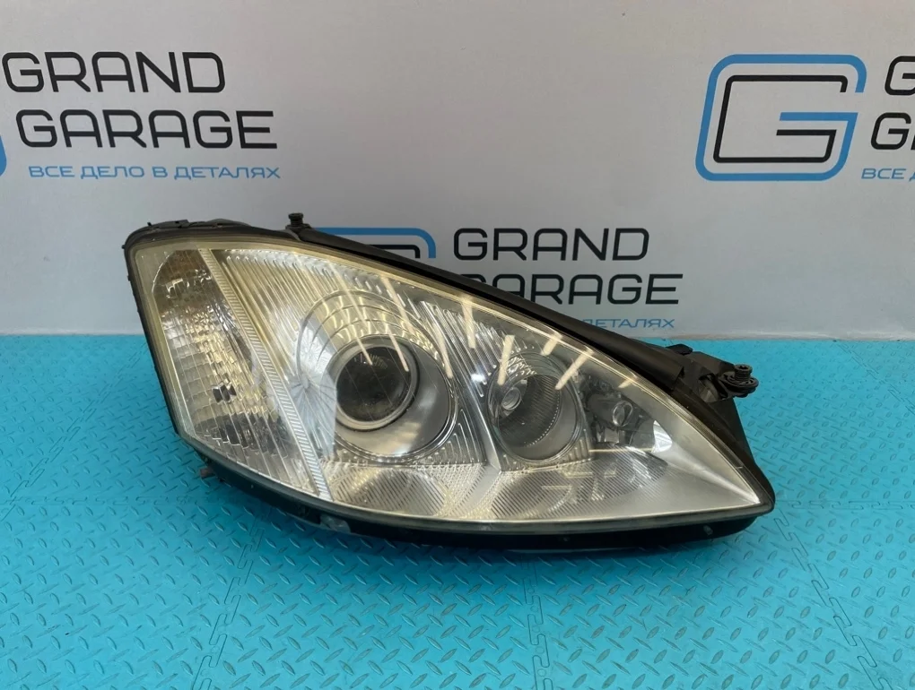 Фара Mercedes-Benz S-Class 2006 A2218201061 W221 272.965 3.5, правая
