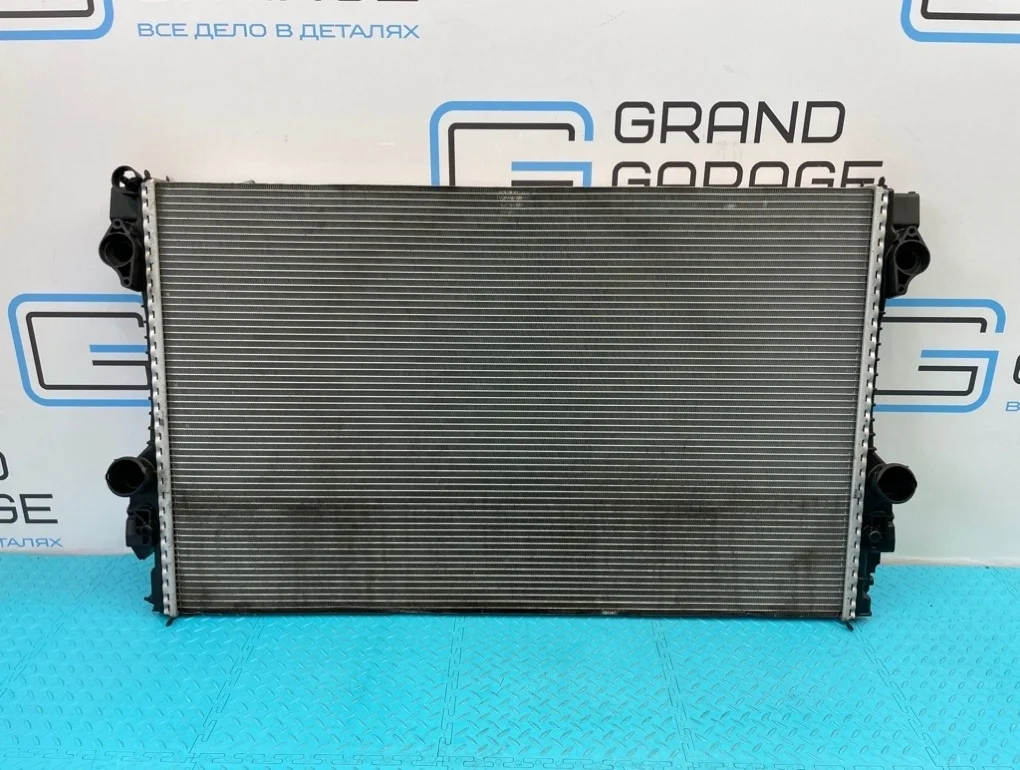 Радиатор охлаждения Porsche Panamera 2010 97010613102 970 M46.20 3.6