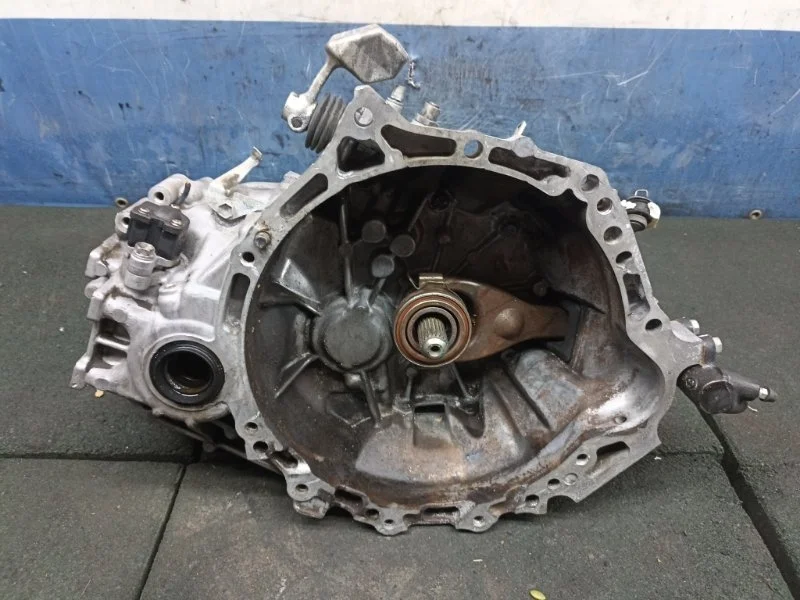 МКПП Toyota Corolla 2010 3030012A90 E150 1.6 1ZR-FE