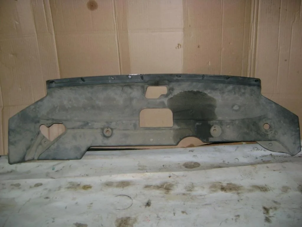 Кожух замка капота Mitsubishi ASX 2010