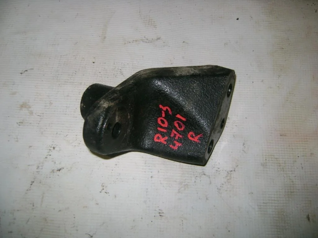 Кронштейн двигателя правый Kia RIO 3 2011 UB, QB