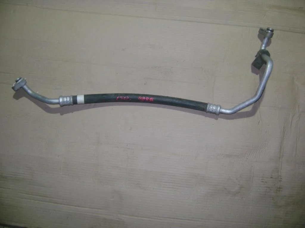 Трубка кондиционера Toyota Corolla E150