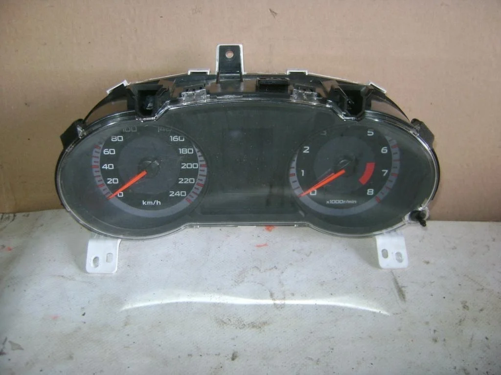 Панель приборов Mitsubishi Lancer 10 (CY)