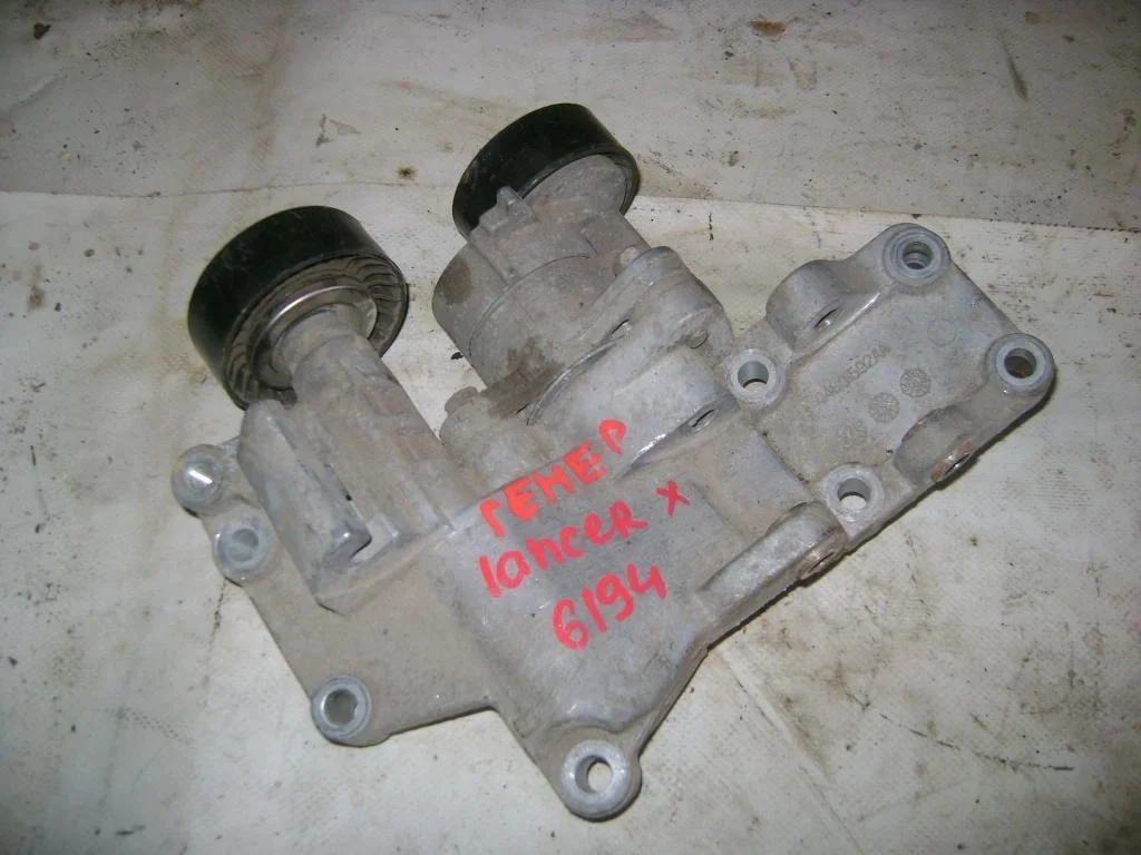 Кронштейн генератора Mitsubishi Lancer 10 CY