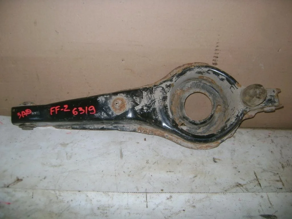 Рычаг задний нижний Ford Focus 2007