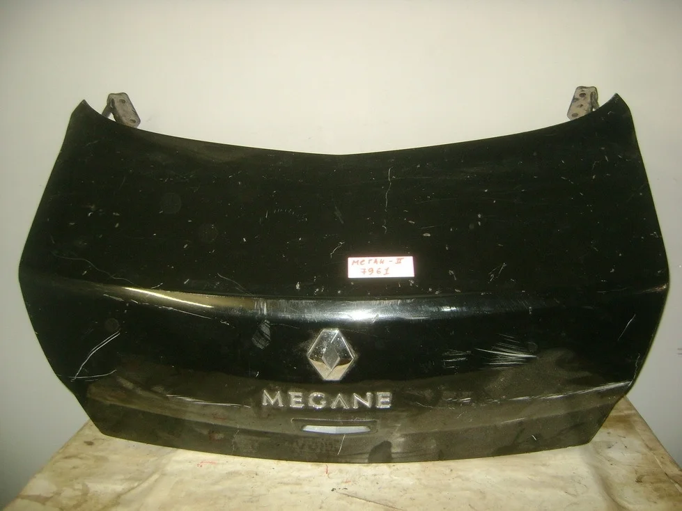 Крышка багажника Renault Megane II