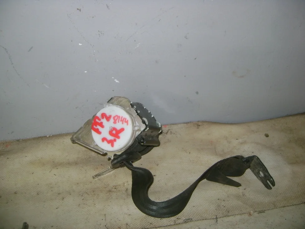 Ремень безопасности Ford Focus 2