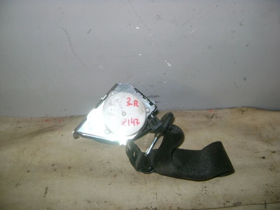 Ремень безопасности Ford Focus 2