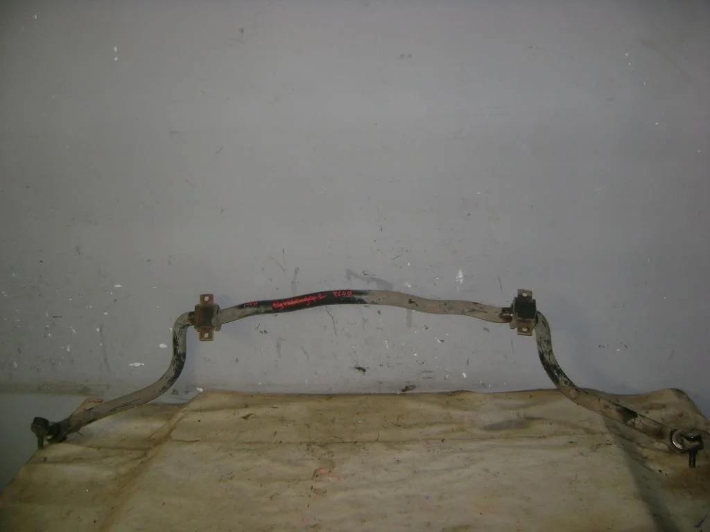 Стабилизатор передний Mitsubishi Outlander 1 CU