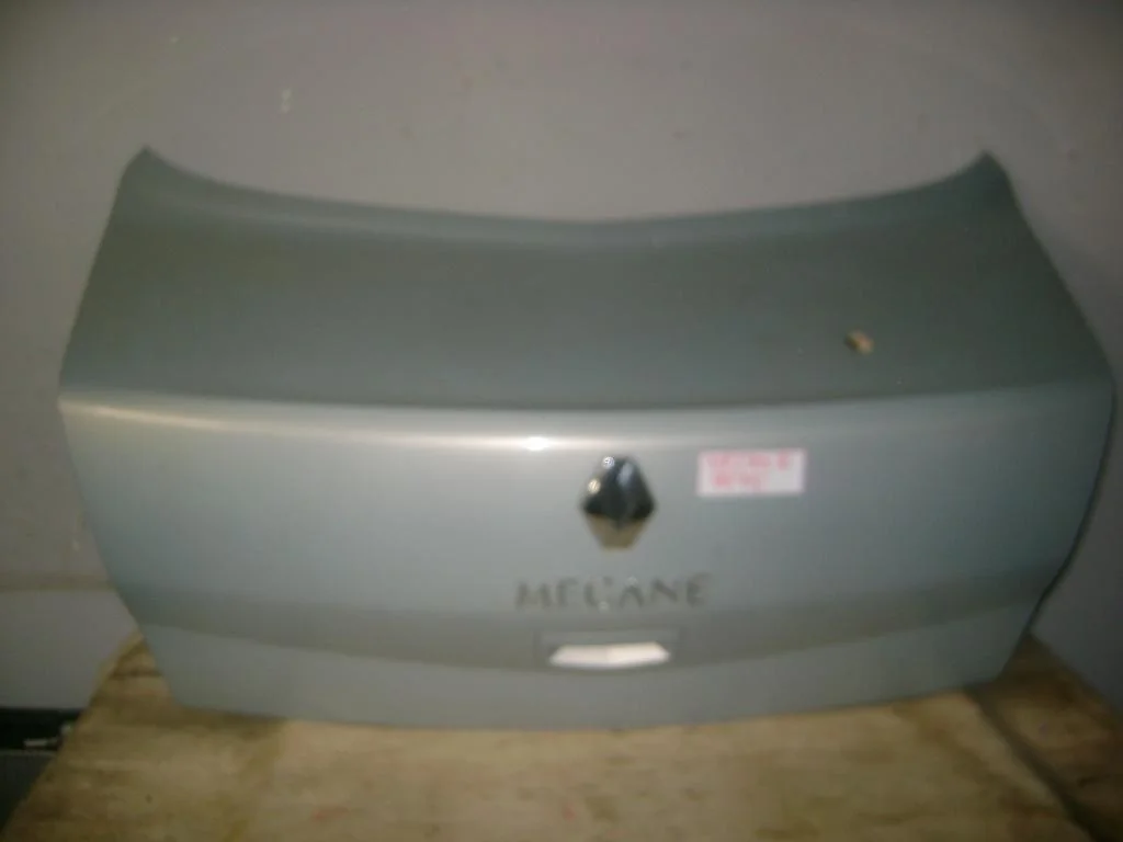 Крышка багажника Renault Megane 2004 II