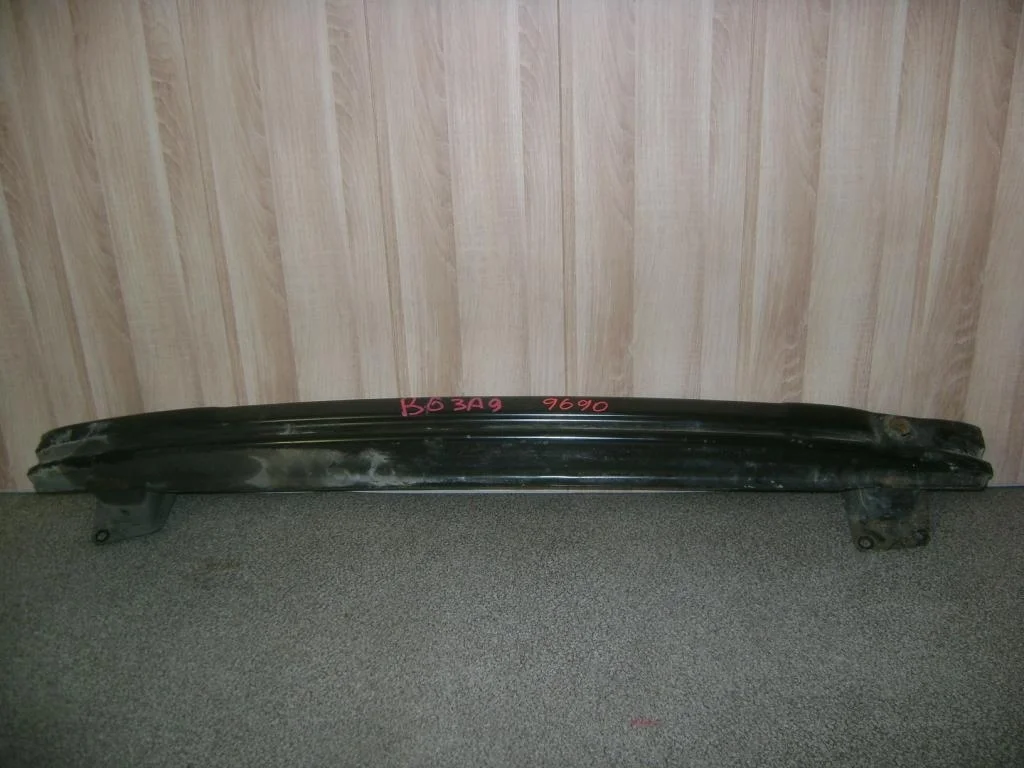 Усилитель заднего бампера Volkswagen Passat 2008 (B6)