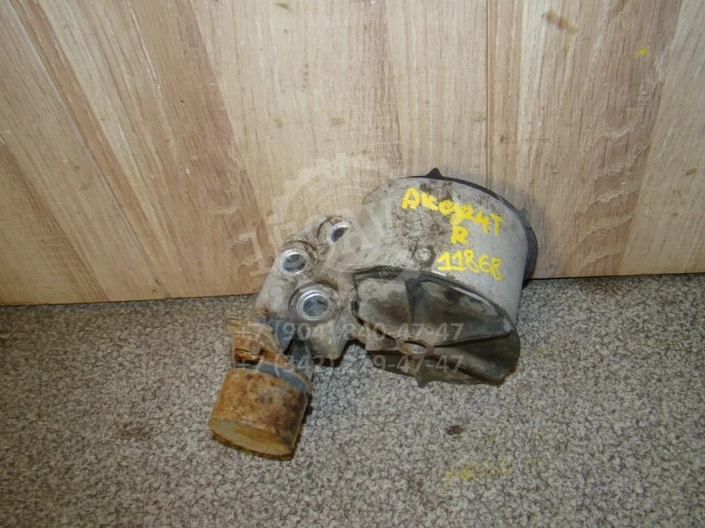 Опора двигателя правая Hyundai Accent 2006 LC