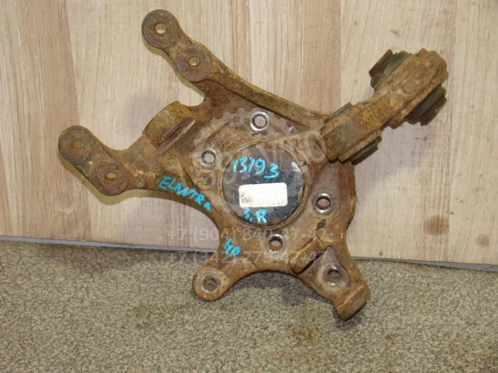 Кулак поворотный задний правый Hyundai Elantra HD