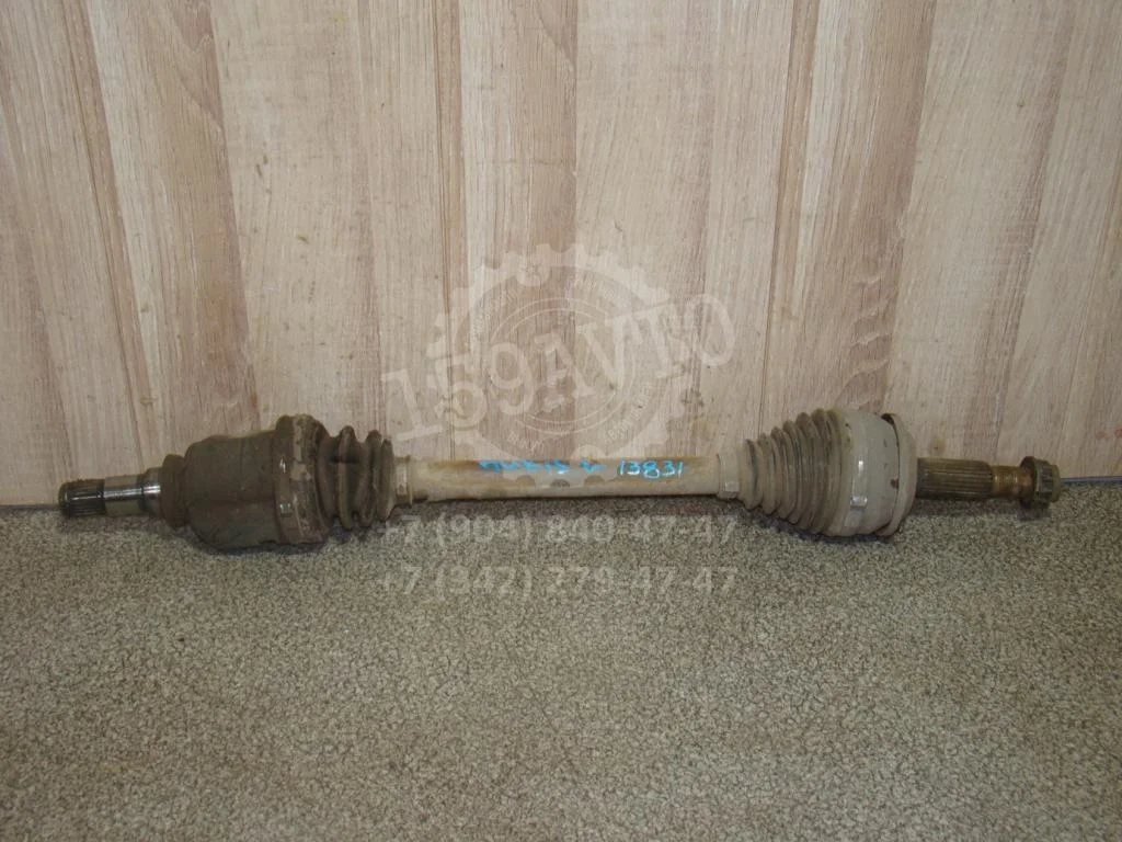 Полуось передняя левая Toyota Auris 2007 (E150)