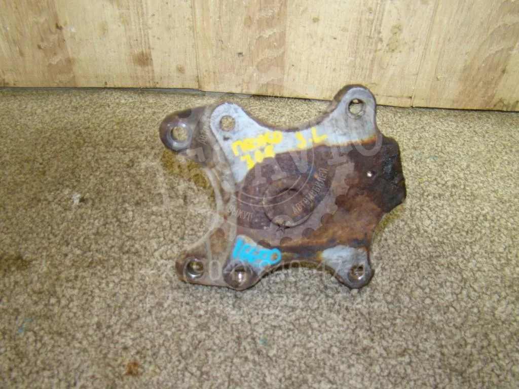 Цапфа Peugeot 308 2008 T7