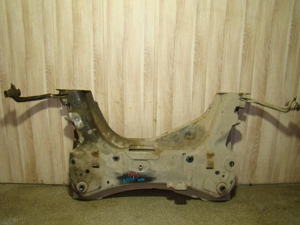 Балка подмоторная Nissan Note 2008 (E11)