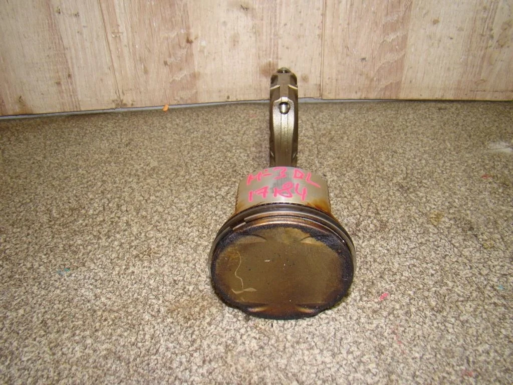 Поршень с шатуном Mazda 3 BL