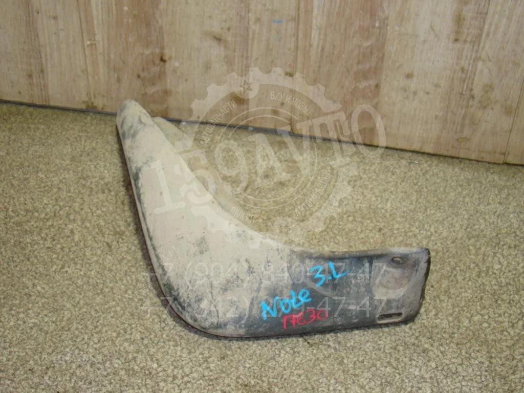 Брызговик задний левый Nissan Note 2008 E11