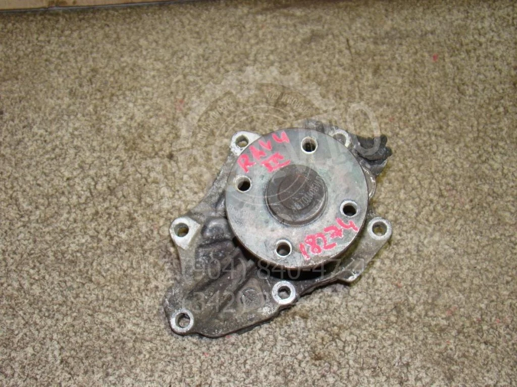 Насос водяной (помпа) Toyota RAV4 A30