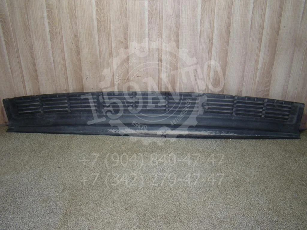 Накладка заднего бампера Toyota Land Cruiser 200