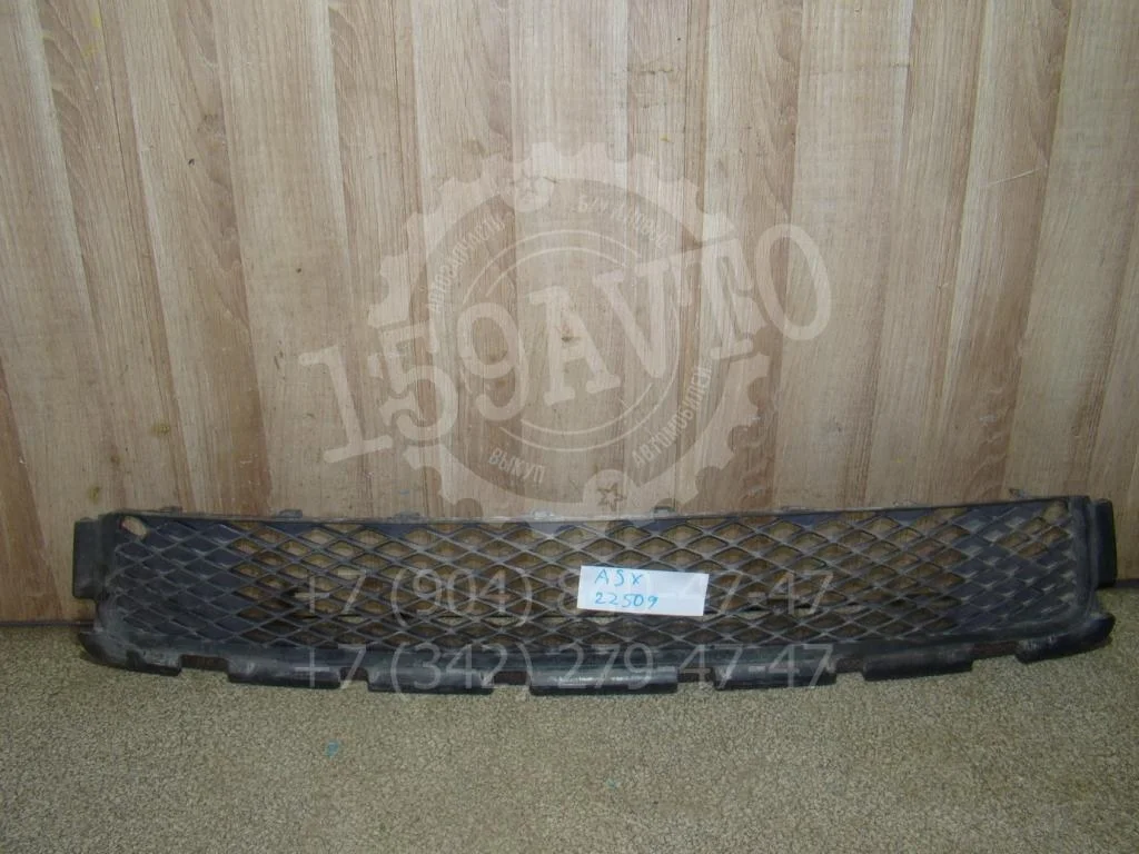 Решетка в бампер центральная Mitsubishi ASX