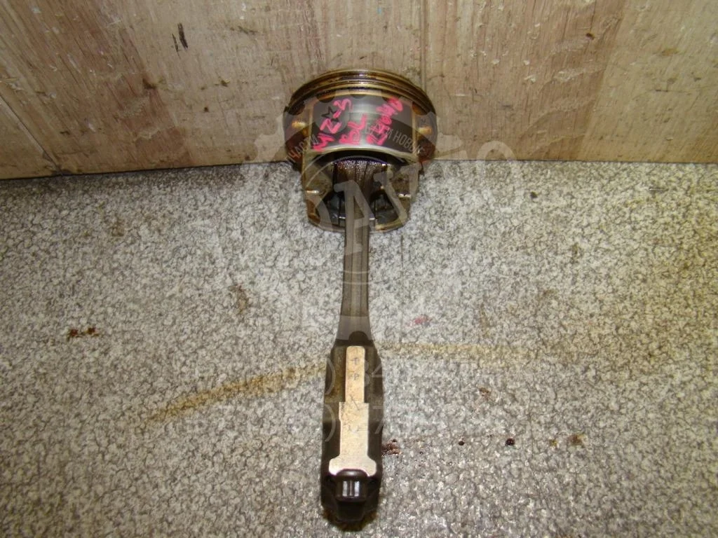 Поршень с шатуном Mazda 3 BL