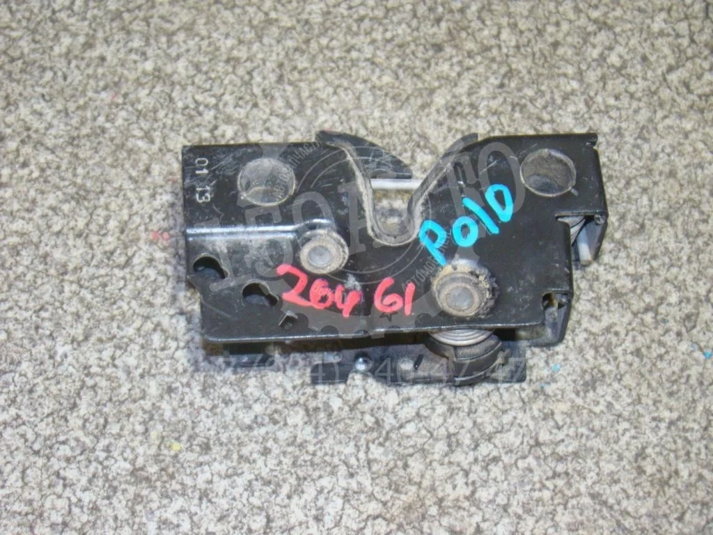 Замок капота Volkswagen Polo 5
