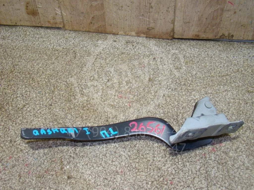 Петля капота левая Nissan Qashqai J10