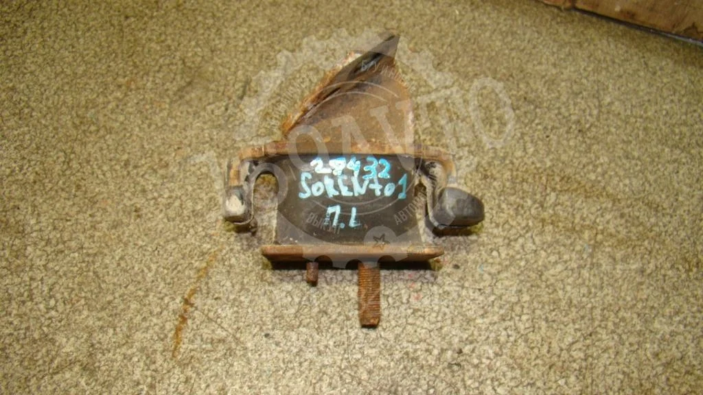 Опора двигателя Kia Sorento 1 BL