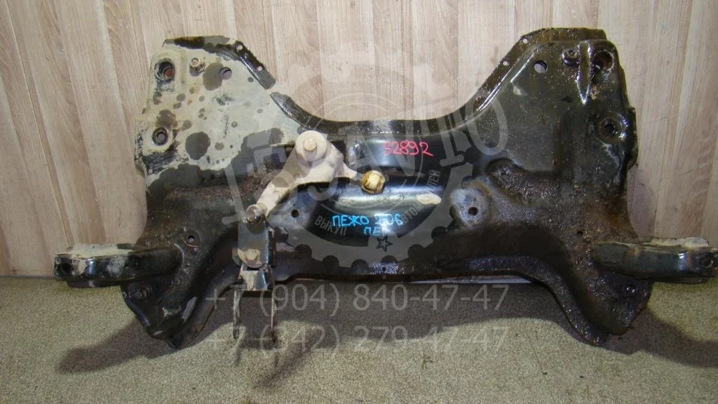 Балка подмоторная Peugeot 206