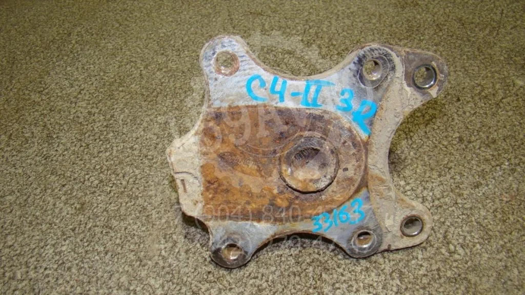 Цапфа Citroen C4 2013 B7