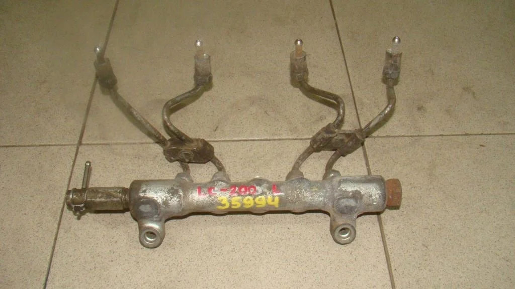 Рейка топливная (рампа) Toyota Land Cruiser 2008