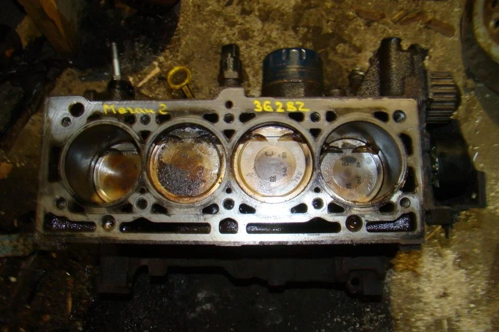 Блок двигателя Renault Megane 2