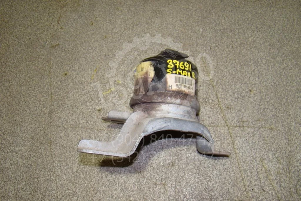 Опора двигателя правая Ford S-MAX 2007 1