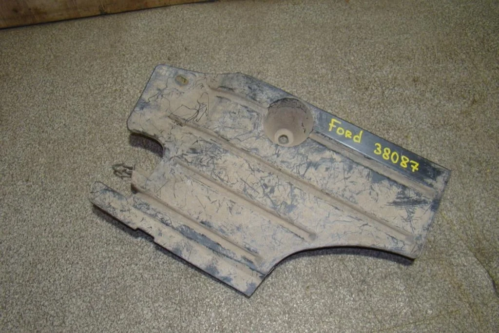 Защита антигравийная Ford Focus II