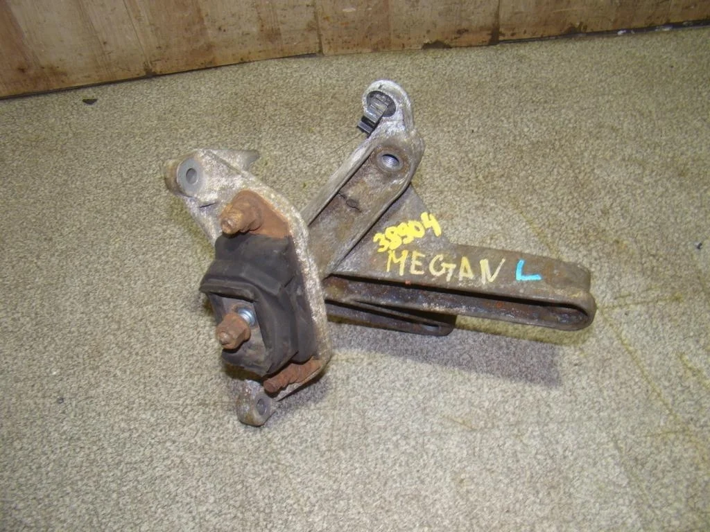 Опора кпп левая Renault Megane 2