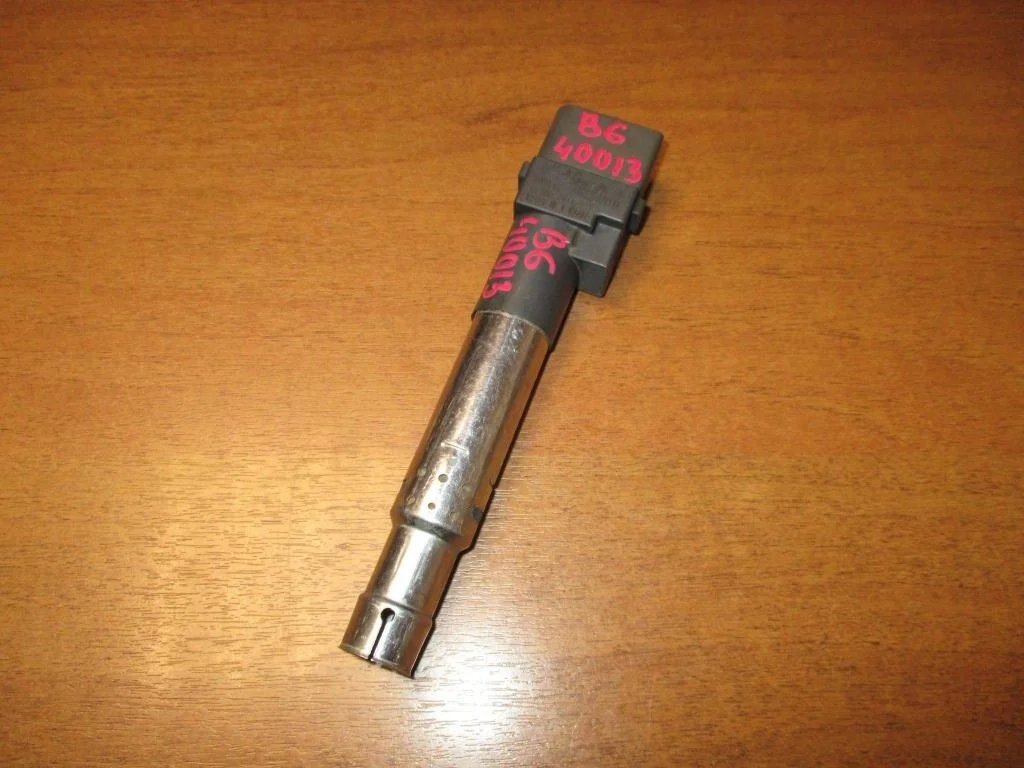 Катушка зажигания Volkswagen Passat B6