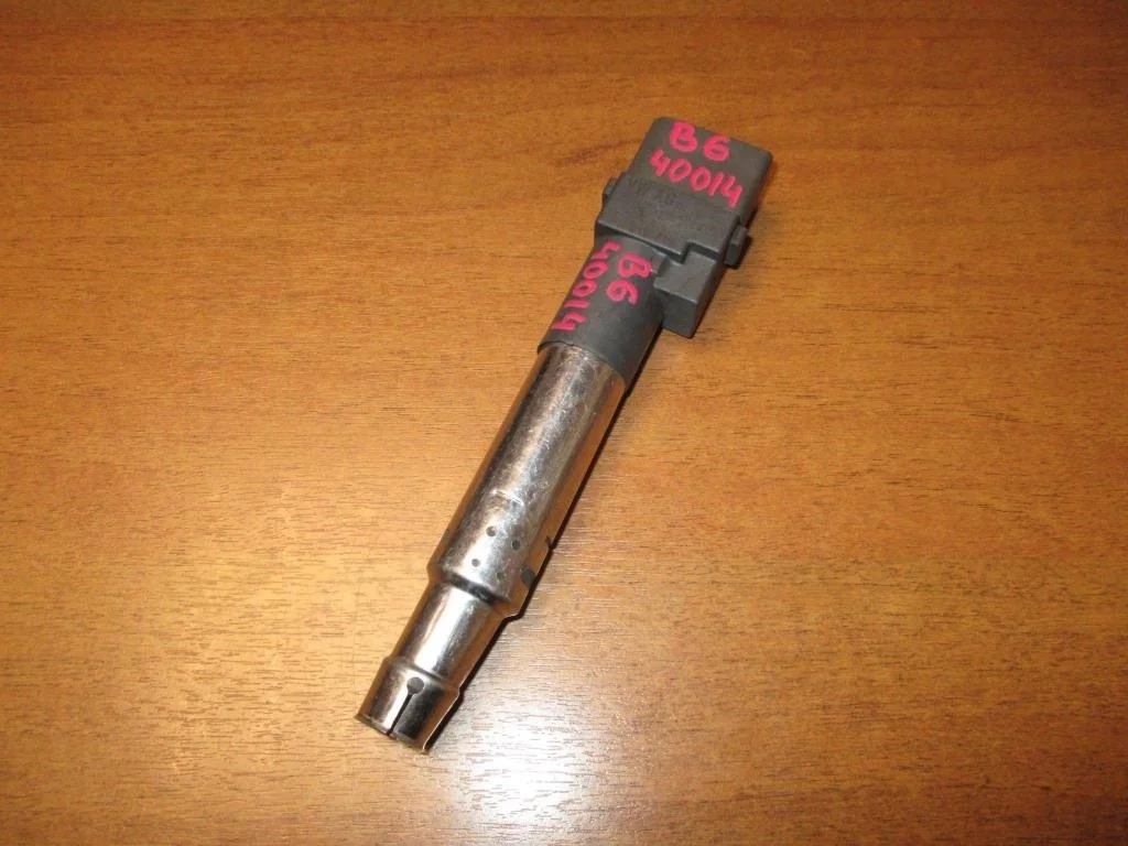 Катушка зажигания Volkswagen Passat B6