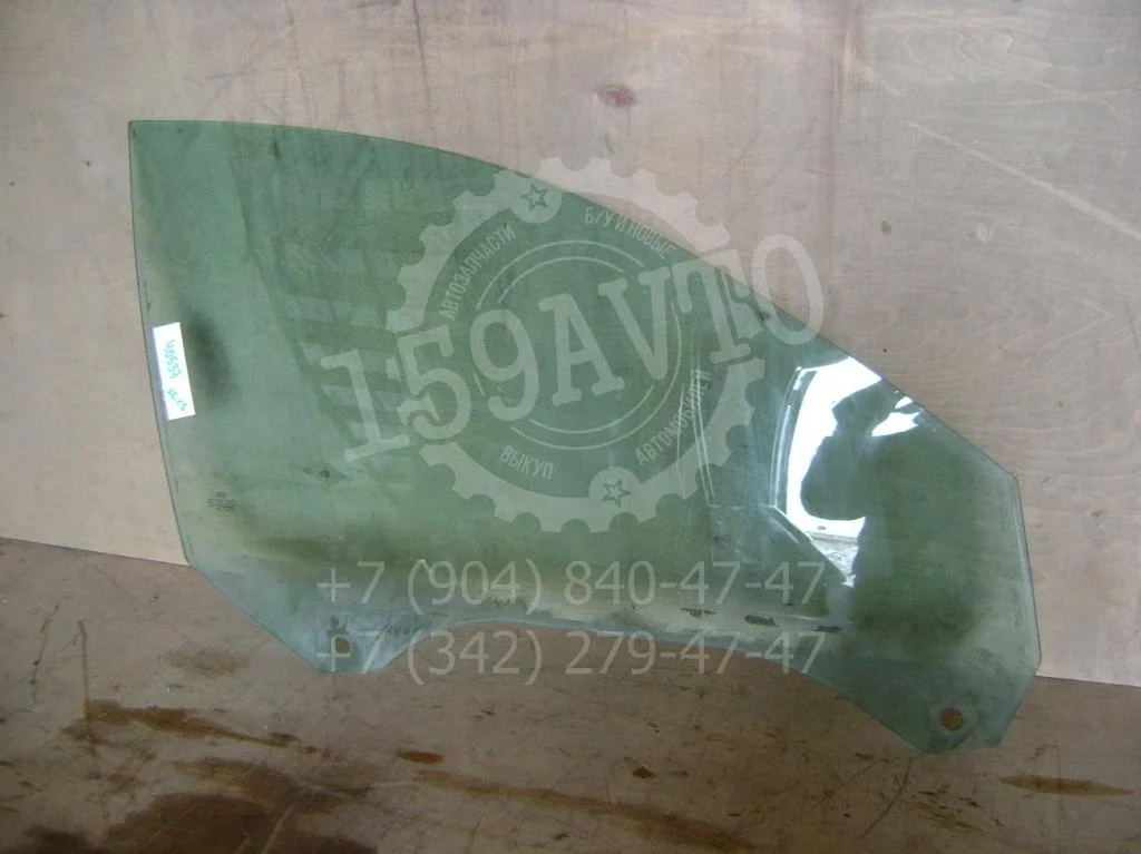 Стекло двери передней правой Audi A6 1997 C5