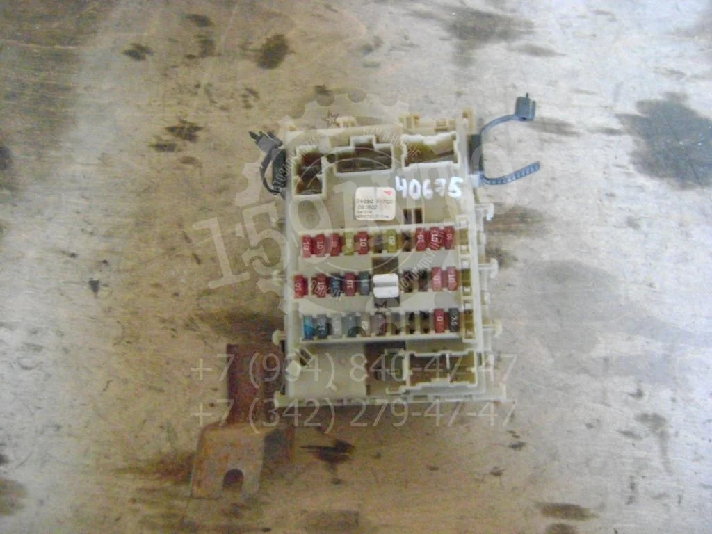 Блок предохранителей Nissan Primera P12