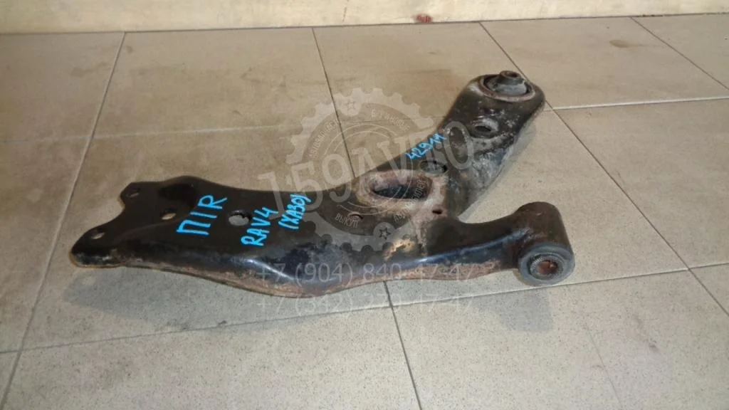 Рычаг передний правый Toyota RAV4 A30