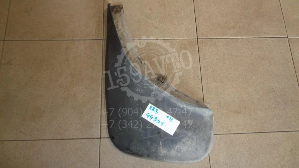 Брызговик задний левый Land Rover Range 3 2009 L322