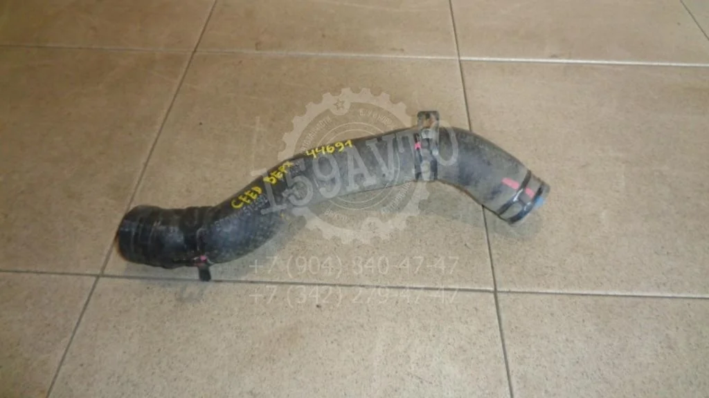 Патрубок радиатора Kia Ceed 2 JD