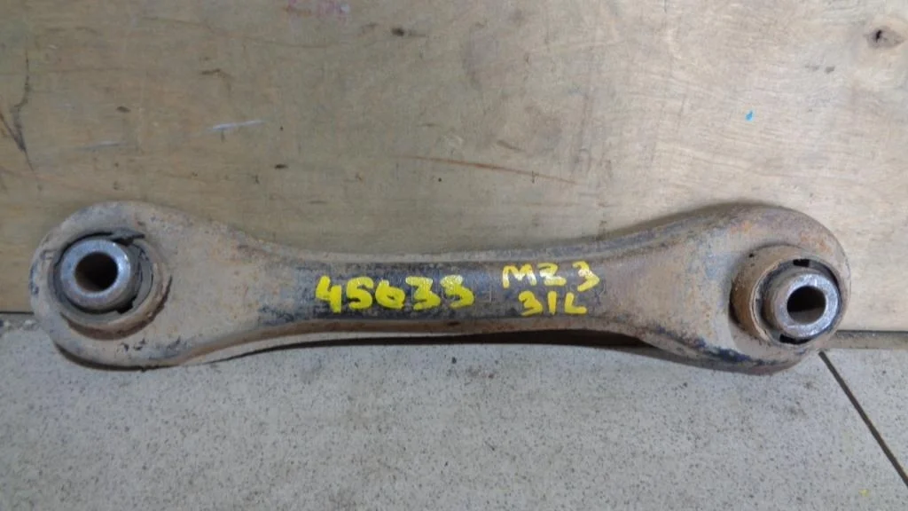 Рычаг задний поперечный Mazda 3 2006 BK