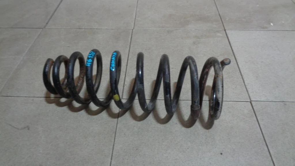 Пружина передняя Hyundai Sonata EF