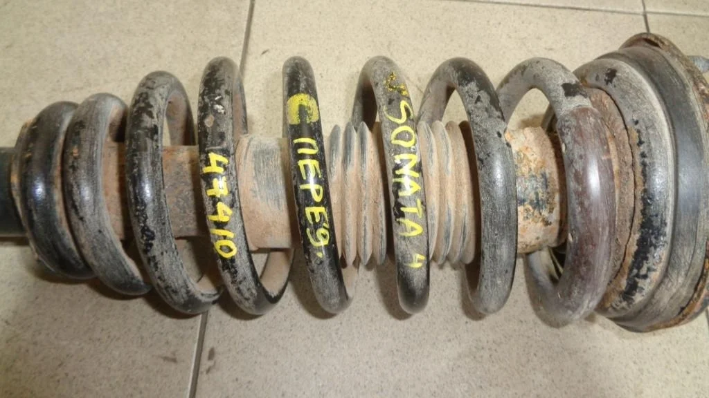 Пружина передняя Hyundai Sonata 2007 EF