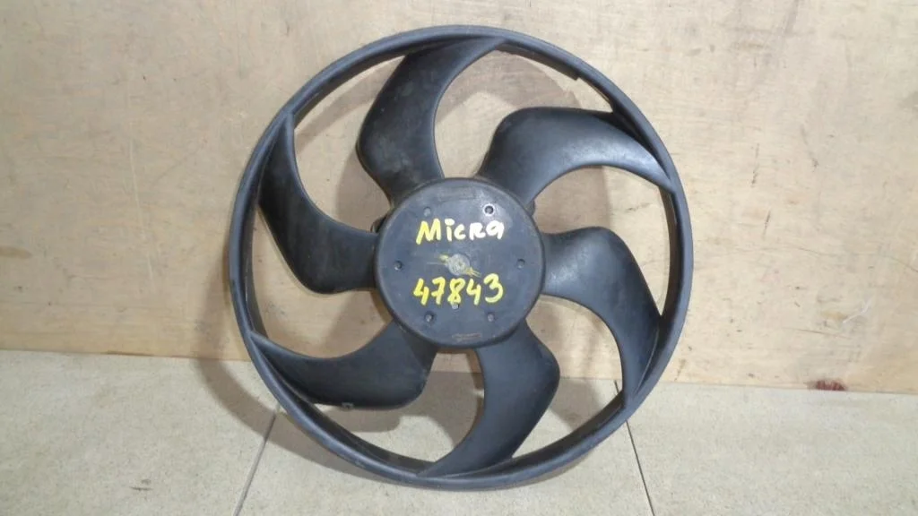 Вентилятор радиатора Nissan Micra 2007 (K12)