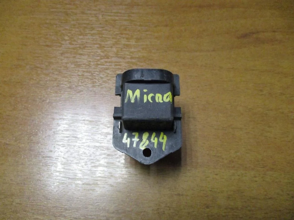 Резистор Nissan Micra 2007 (K12)